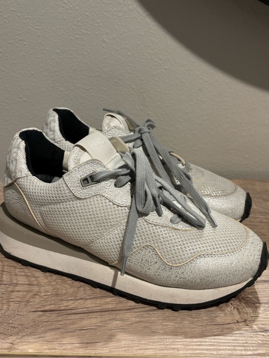 P448 Shoes - P448 CANCUN LOW TOP SNEAKERS WOMEN'S SIZE 38 BEIGE WHITE  LACES
